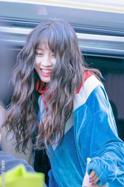 TWICE(トゥワイス)モモの私服！着用してるスウェットのブランドはどこ？